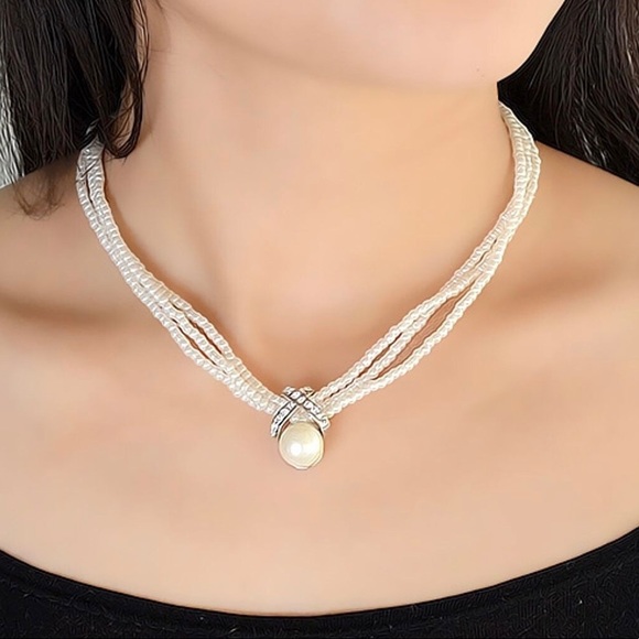 Jewelry - Classic Layered White Pearl Chocker Beads Chain Necklace